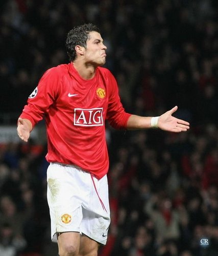 姆巴佩：不能把晋级世界杯当成理所当然；我们想拿到第三颗星（姆巴佩：世界杯资格绝非理所当然，我们的目标是第三颗星）