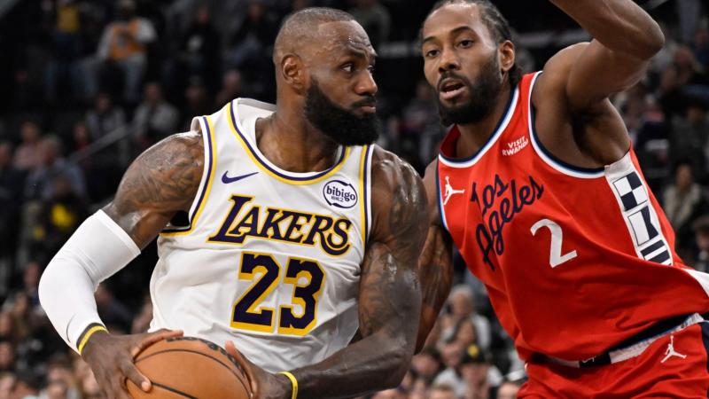 完成英格兰成年代表队首秀，夸安萨获赠纪念帽（夸安萨迎来英格兰成年队处子秀，获颁纪念帽）