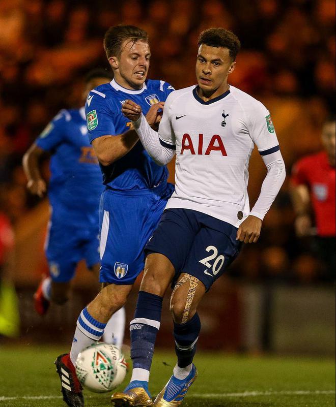 6场6球7助！官方：梅西当选2025赛季美职联季后赛MVP（官方宣布：梅西荣膺2025美职联季后赛MVP，6战6球7助攻）