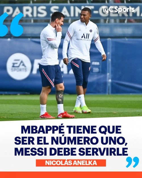 HooXi：很失望，我觉得A队现在和丹麦国家足球队差不多（HooXi：颇为失望，如今的A队像极了丹麦国家队）