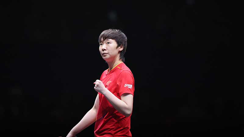 康宁汉姆半场15分7助攻，斯图尔特变身进攻端奇兵（康宁汉姆半场轰15分7助，斯图尔特化身进攻奇兵）